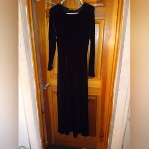 Beautiful long long sleeved black dress